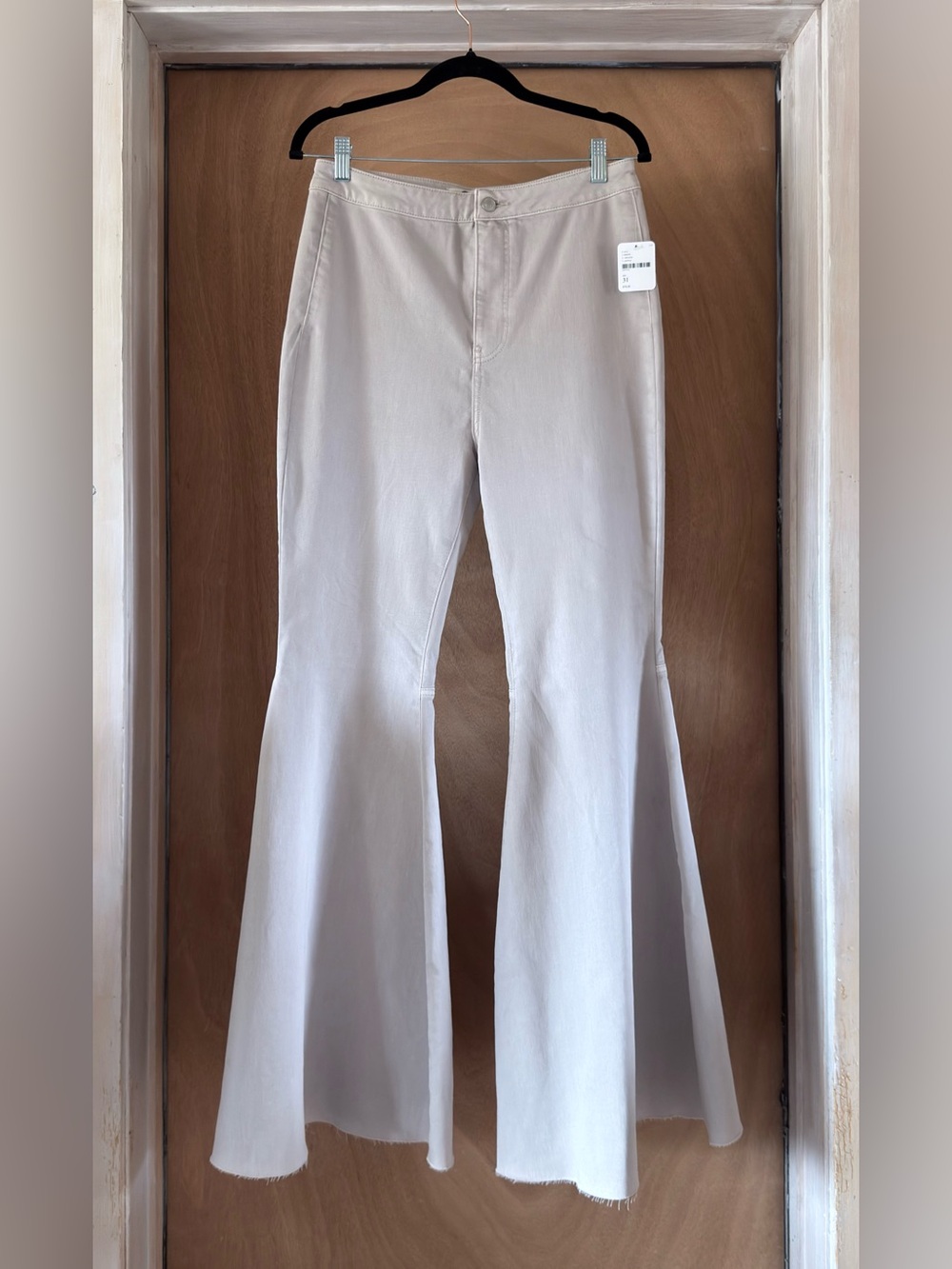 Free People Float On Flare Jeans Boho Women’s 31 Pearl High Rise Bell Bottom NWT